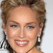 Sharon Stone manda un messaggio d'affetto e solidarietà a tutti gli italiani