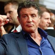 Stallone mette in vendita il suo Suv super accessoriato, un appartamento di lusso su 4 ruote
