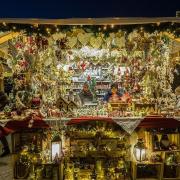 In viaggio per i mercatini di Natale con l'affascinante treno storico