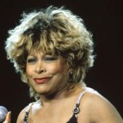 Tina Turner piange il figlio Ron