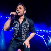 Tiziano Ferro: i figli ballano all'Olimpico sulle note delle sue canzoni. Il video