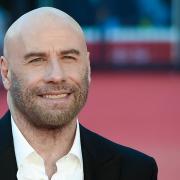John Travolta sempre generoso: vola in aiuto  alle vittime dell'uragano Ian