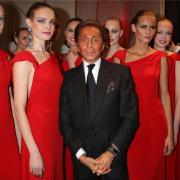 Valentino: compleanno nel segno dello stile. E della beneficenza