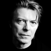 David Bowie: in uscita tre tracce inedite
