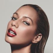Leona Lewis e la camera d'albergo distrutta