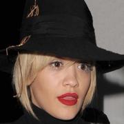 Rita Ora nel film "50 sfumature di grigio"