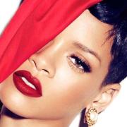 Rihanna ottiene un ordine restrittivo