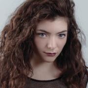 Lorde difende i giovani