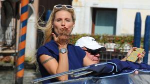 È il giorno della Hunziker È il giorno della Hunziker