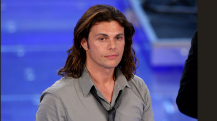 Gianluca Grignani: arriva un'edizione speciale di Destinazione Paradiso