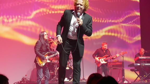 Simply Red: Mike Hucknall torna sul successo di "Stars"