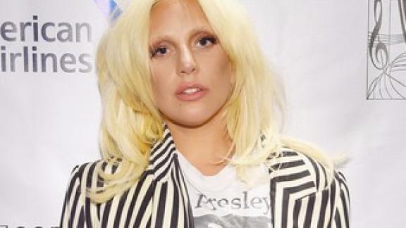 Lady Gaga si scaglia contro successo e soldi 