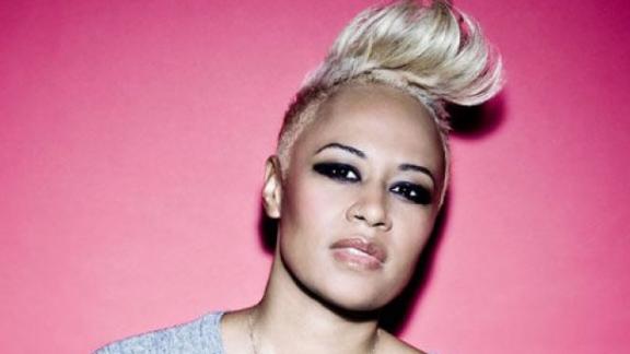 Emeli Sandé lancia il nuovo singolo "Hurts". Guarda il video