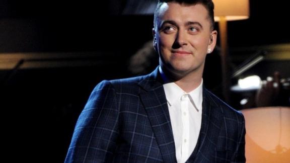 Sam Smith interpreta il nuovo tema di James Bond