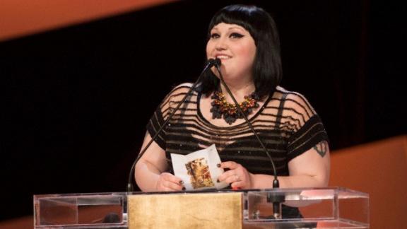Quando la moda è curvy: esempi e stili