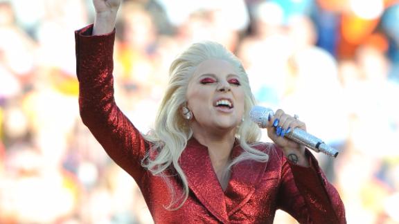 Lady Gaga: il nuovo singolo "Perfect Illusion" arriva venerdì