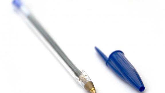 Perchè le penne Bic hanno quel piccolo foro sul tappo?