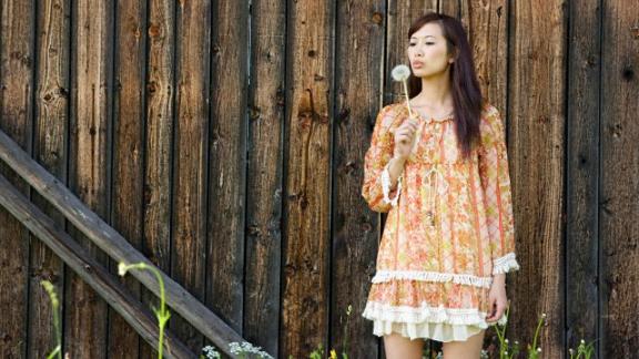 I vestiti a fiori della prossima primavera