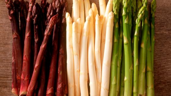 Come conservare a lungo gli asparagi in frigo