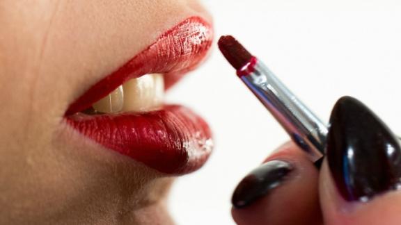 Il metodo migliore per un perfetto rossetto rosso!