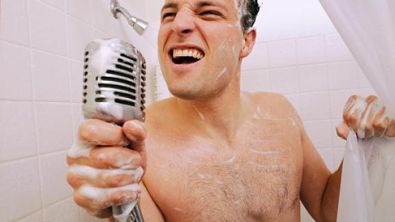 5 canzoni da cantare sotto la doccia