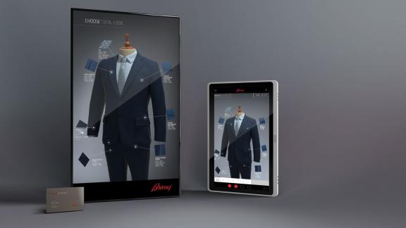Lo specchio hi-tech per essere sempre alla moda!
