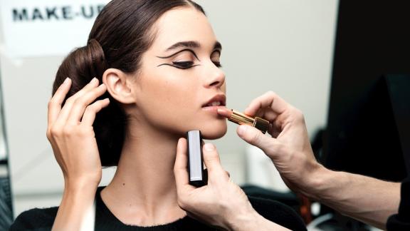 Haute Couture: quando l'alta moda si concentra sul trucco