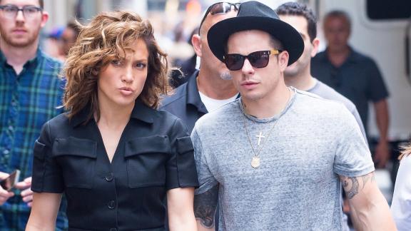 Jennifer Lopez incinta del terzo figlio a 47 anni