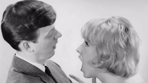 9 comportamenti delle donne che spaventano gli uomini