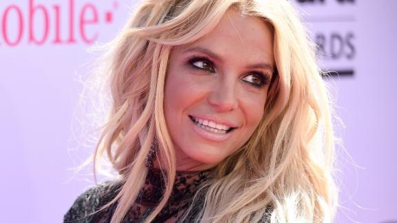 Britney Spears: una corsa in bicicletta per beneficenza