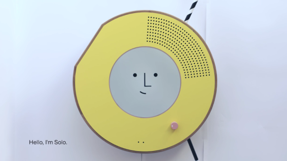 La radio che sceglie la musica interpretando le espressioni facciali di chi la guarda