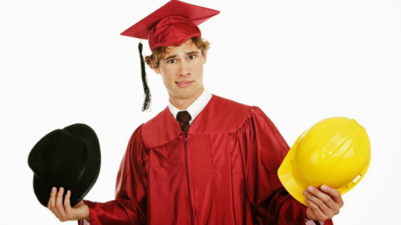Gli studenti lavoratori sono sempre di meno. Lo confermano i dati Istat