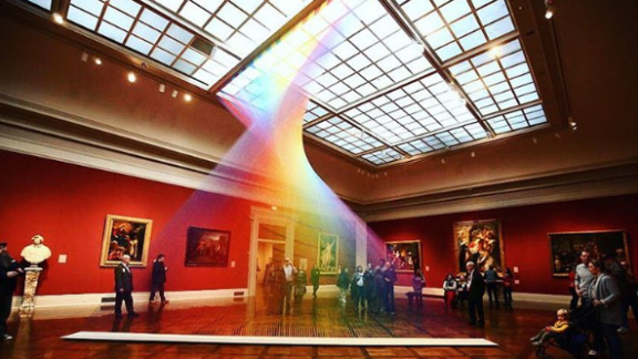 L'arcobaleno in un museo