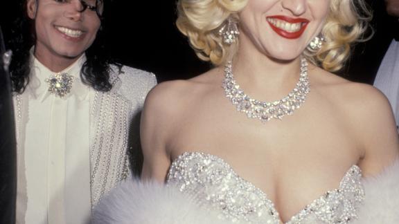 Madonna confessa di aver baciato Michael Jackson