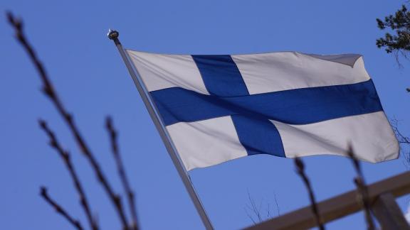 Finlandia.  560 euro al mese di reddito minimo garantito per chi non ha lavoro