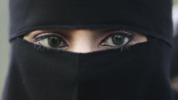 Vietata la produzione e la vendita di burqa in Marocco