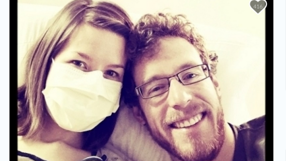 Allergica anche al marito: l'incredibile storia di Johanna Watkins