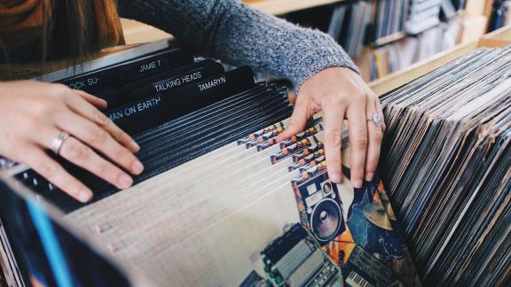 Vinile alla ribalta. E' boom tra i giovani