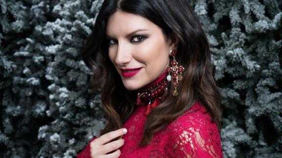 Laura Pausini: auguri speciali per il compleanno della sorella Silvia