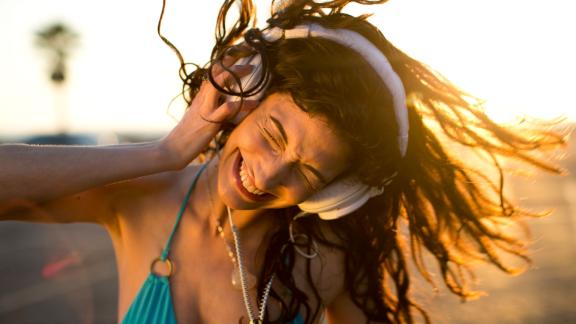 Ascoltare la propria canzone preferita è come assumere droga. Lo studio