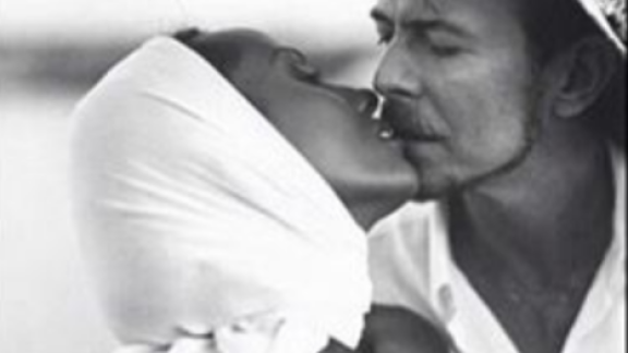 Iman pubblica un emozionante biglietto d'amore per David Bowie