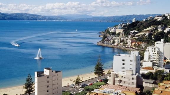 Colloquio di lavoro in Nuova Zelanda: il viaggio lo paga l'azienda