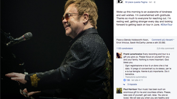 Elton John: gli amici gli chiedono di riposarsi dopo la grave infezione che lo ha colpito
