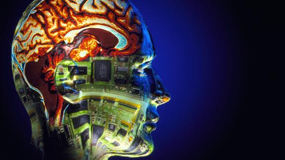 Trapianto di ricordi e chip nel cervello: il futuro è dell’essere umano “super intelligente”