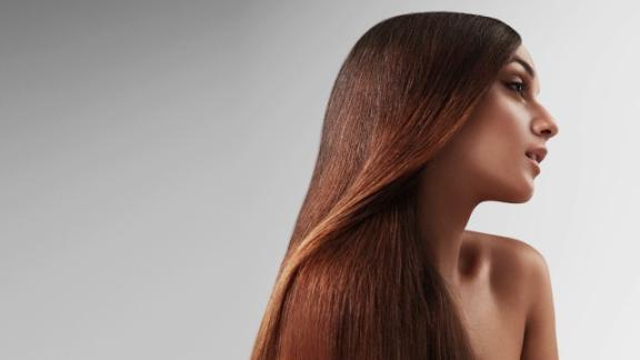 Come proteggere i capelli dal sole