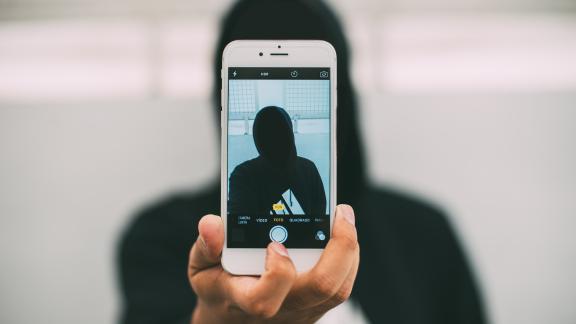 Troppe foto sui social? Potrebbe essere un segno di depressione