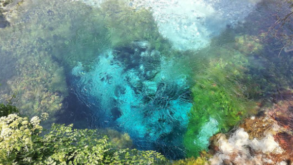 La "Sorgente dell’Occhio Blu", un paradiso naturale nel cuore dell'Albania