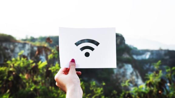 Amsterdam. Wi-Fi gratuito ma solo se l'aria è pulita