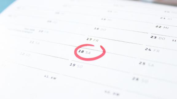 Come fare una vacanza di 16 giorni consecutivi, chiedendone solo 7 di ferie