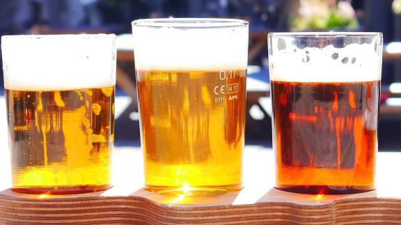 Amate la birra? Ecco il lavoro che fa per voi!